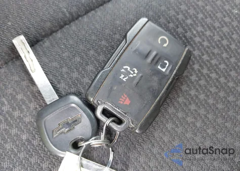 2021 Chevrolet Silverado 1500 4Wd Short Bed Custom Trail Boss z USA, uszkodzony, nr VIN 1GCPYCEF6MZ377097